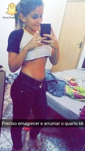 fille du 57 fait snap nue intime