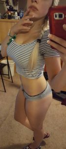 Cougar aux pieds sexy en chat cam adulte